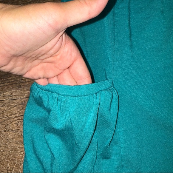 Eastern Mountain Sports Fully Lined Turquoise Sleeveless Dress with Pockets - Picture 6 of 11